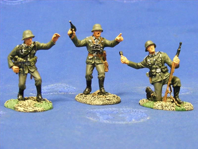 Britains German Wermacht 3PC 3 Britains German Wermacht 3PC