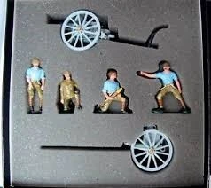 Britains 13 Lb Gun + Limber + 4 Men