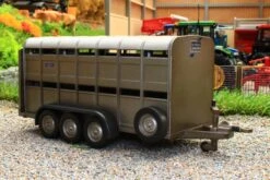 40710A1 WEATHERED BRITAINS IFOR WILLIAMS LIVESTOCK TRAILER