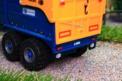 42700 Britains Kane 16 Tonne Twin-Axle Silage Trailer -Britains 42700BRITAINSKANE16TONNESILAGETRAILERPIC9 876