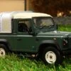 42732A1 BRITAINS LANDROVER IN NEW GREEN COLOUR -Britains 42731A1BRITAINSLANDROVERINNEWGREENCOLOURPIC1