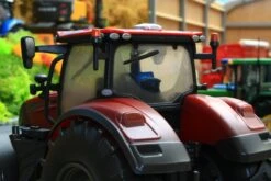 43136A1(w) WEATHERED BRITAINS CASE OPTUM 300 CVX TRACTOR -Britains 43136A1 w WEATHEREDBRITAINSCASEOPTUM300CVXTRACTORIMAGE9