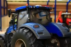 43149A1(w) WEATHERED BRITAINS NEW HOLLAND T7.315 TRACTOR 17 43149A1(w) WEATHERED BRITAINS NEW HOLLAND T7.315 TRACTOR -Britains 43149A1 WEATHERED BRITAINS NEW HOLLAND T7.315 TRACTOR PIC 4 652