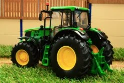 43150A1 BRITAINS JOHN DEERE 6195M TRACTOR -Britains 43150A1 BRITAINS JOHN DEERE 6195M TRACTOR PIC 4