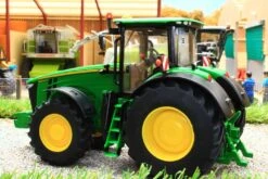 43174 BRITAINS JOHN DEERE 8400R TRACTOR -Britains 43174BRITAINSJOHNDEERE8400RTRACTORPIC3 185