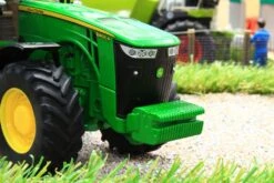 43174 BRITAINS JOHN DEERE 8400R TRACTOR -Britains 43174BRITAINSJOHNDEERE8400RTRACTORPIC7 337