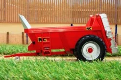 43181A1 Britains NC Rear Discharge Manure Spreader -Britains 43181 Britains NC Rear Discharge Manure Spreader Pic 8 197
