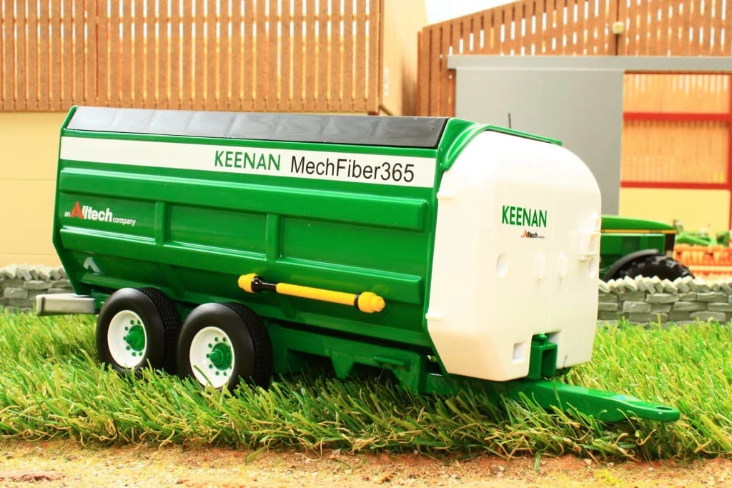 43197 BRITAINS KEENAN MECH FIBRE 365 DIET FEEDER WAGON 10% Off - Creased Box