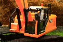 43211 BRITAINS JCB C220XLC Excavator -Britains 43211 BRITAINS JCB C220XLC EXCAVATOR PIC 2