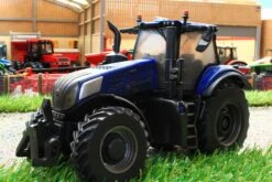 43216(w) WEATHERED BRITAINS NEW HOLLAND T8.435 TRACTOR -Britains 43216 w WEATHEREDBRITAINSNEWHOLLANDT8.435TRACTORIMAGE11