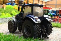 43216(w) WEATHERED BRITAINS NEW HOLLAND T8.435 TRACTOR -Britains 43216 w WEATHEREDBRITAINSNEWHOLLANDT8.435TRACTORIMAGE7