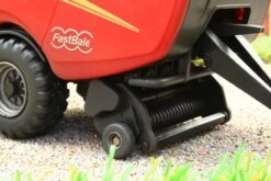 43221(w) WEATHERED BRITAINS VICON ROUND BALER AND WRAPPER -Britains 43221WEATHEREDBRITAINSVICONROUNDBALERANDWRAPPERPIC9