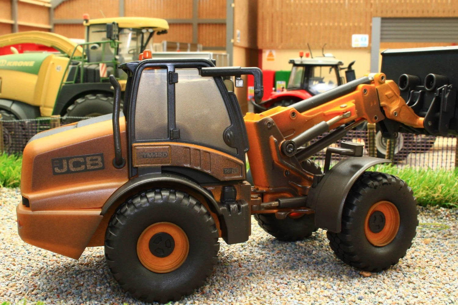 43231(w) WEATHERED Britains JCB TM420 Loader With Grab, Bucket And Pallet Forks 8 43231(w) WEATHERED Britains JCB TM420 Loader With Grab, Bucket And Pallet Forks - Image 6