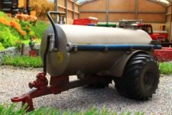 43238(w) BRITAINS WEATHERED NC SLURRY TANKER 2019 IN SILVER