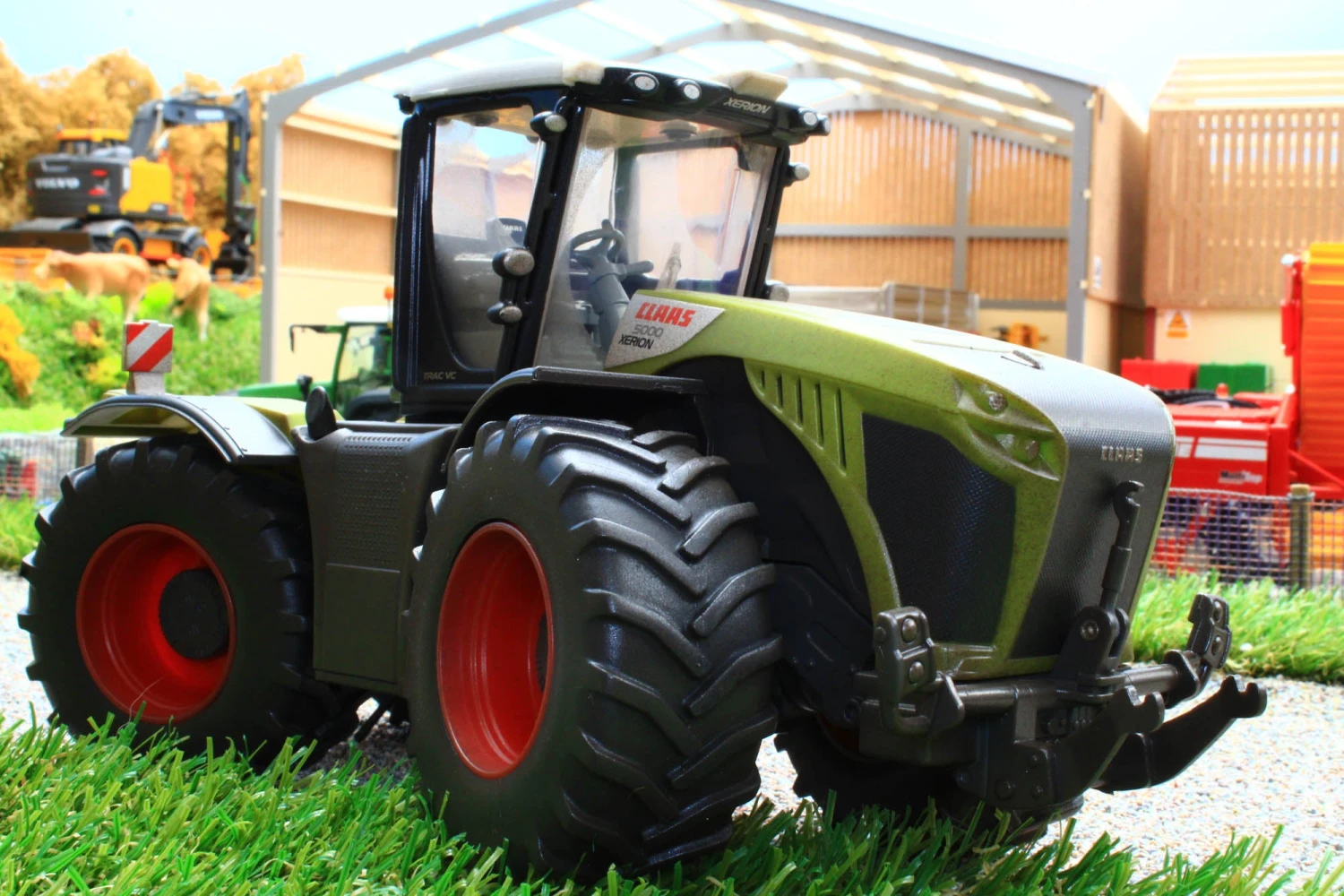 43246(w) WEATHERED Britains Claas Xerion 5000 Tractor 3 43246(w) WEATHERED Britains Claas Xerion 5000 Tractor