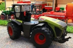 43246(w) WEATHERED Britains Claas Xerion 5000 Tractor 25 43246(w) WEATHERED Britains Claas Xerion 5000 Tractor -Britains 43246WEATHEREDBritainsClaasXerion5000TractorPIC12