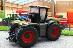 43246(w) WEATHERED Britains Claas Xerion 5000 Tractor 18 43246(w) WEATHERED Britains Claas Xerion 5000 Tractor -Britains 43246WEATHEREDBritainsClaasXerion5000TractorPIC5