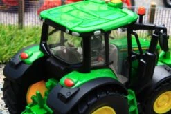 43248 BRITAINS JOHN DEERE 6120M 4WD TRACTOR -Britains 43248BRITAINSJOHNDEERE6120M4WDTRACTORPIC11