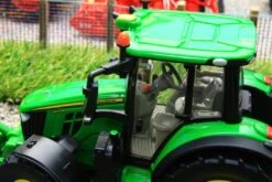 MS-43248 BRITAINS JOHN DEERE 6120M 4WD TRACTOR -Britains 43248BRITAINSJOHNDEERE6120M4WDTRACTORPIC13 df0775ff d930 4e88 a60a 2508ac5aa8c9