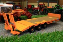 43254 Britains Kane Low Loader Trailer In Yellow -Britains 43254BRITAINSKANELOWLOADERTRAILER YELLOW PIC9 eb6e35d2 5346 400b 8d38 5433f128c399