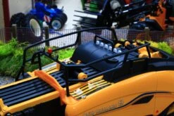 43266 Britains New Holland Big Square Baler 1290 NOW IN! 30 43266 Britains New Holland Big Square Baler 1290 NOW IN! -Britains 43266BritainsNewHollandBigSquareBaler1290RevPic13