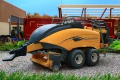 43266 Weathered Britains New Holland Big Square Baler 1290 Dusty Effect NEW! -Britains 43266WeatheredBritainsNewHollandBigSquareBaler1290DustyEffectPic6