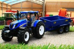 43268 Britains New Holland T6 Tractor With NC Dump Trailer Playset -Britains 43268BritainsNewHollandT6TractorwithNCDumpTrailerPlaysetIMAGE5