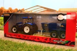 43268 Britains New Holland T6 Tractor With NC Dump Trailer Playset -Britains 43268BritainsNewHollandT6TractorwithNCDumpTrailerPlaysetIMAGE6