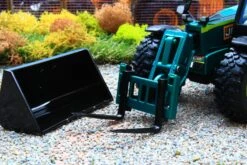 43271 Britains JCB Aston Martin AgriPro F1 Loadall NOW IN! -Britains 43271BritainsJCBAstonMartinAgriProF1LoadallRevpic8