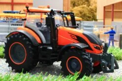 43273 Britains Valtra T254 Tractor In Metallic Orange -Britains 43273BRITAINSVALTRATZ54TRACTORINMETALLICORANGEPIC4