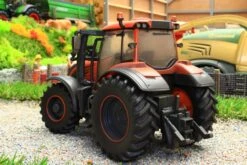 43273(w) Weathered Britains Valtra T254 Tractor In Metallic Orange -Britains 43273WEATHEREDBRITAINSVALTRATZ54TRACTORINMETALLICORANGEPIC12