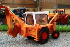 43280 BRITAINS VINTAGE JCB 30 MK111 BACKHOE LOADER RUSTY VERSION -Britains 43280BRITAINSVINTAGEJCB30MK111RUSTYVERSIONPIC4