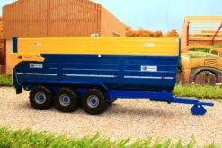 43284 Britains Kane Half-Pipe Triple Axle Silage Trailer -Britains 43284BritainsKaneHalf PipeTripleAxleSilageTrailerPic5