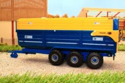 43284 Britains Kane Half-Pipe Triple Axle Silage Trailer -Britains 43284BritainsKaneHalf PipeTripleAxleSilageTrailerPic8