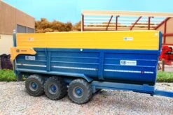 43284(W) Weathered Britains Kane Half-Pipe Triple Axle Silage Trailer - Dusty Effect! NEW! -Britains 43284 W WeatheredBritainsKaneHalf PipeTripleAxleSilageTrailerDustyEffectPic4