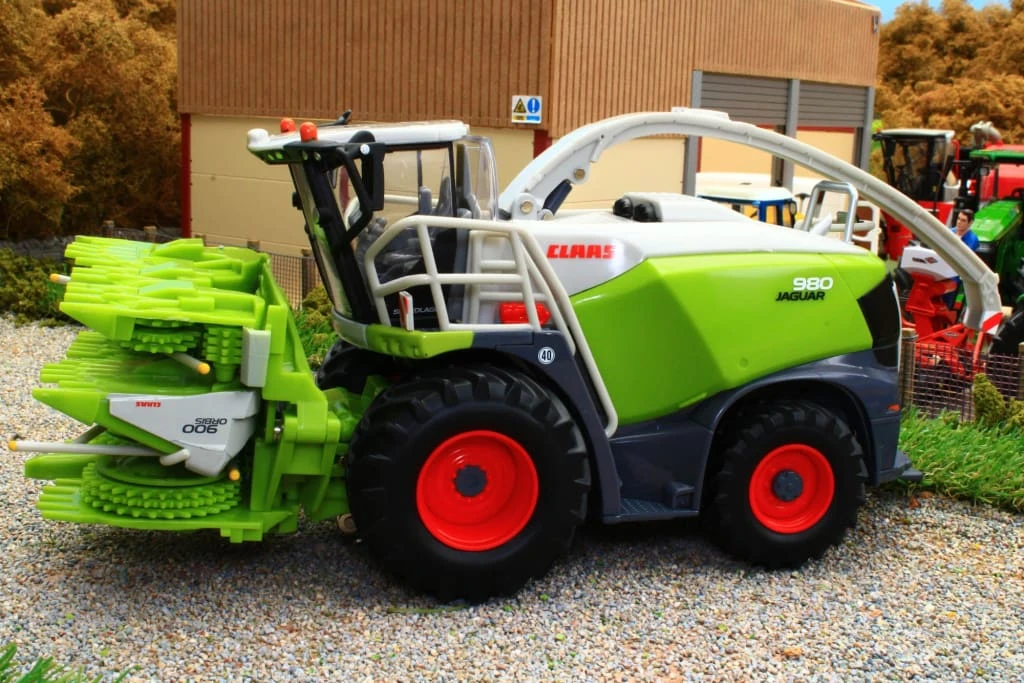 43285 Britains Claas Jaguar 980 Forage Harvester With Orbis 900 Maize Header 3 43285 Britains Claas Jaguar 980 Forage Harvester With Orbis 900 Maize Header