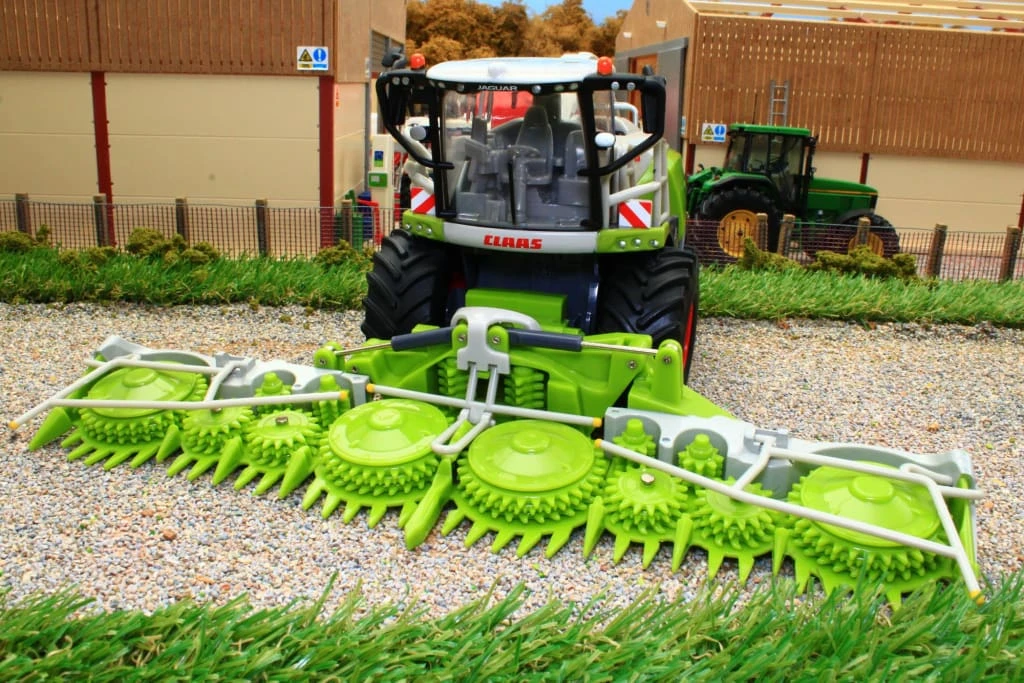 43285 Britains Claas Jaguar 980 Forage Harvester With Orbis 900 Maize Header 7 43285 Britains Claas Jaguar 980 Forage Harvester With Orbis 900 Maize Header - Image 5