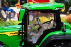 43288 Britains 'Prestige Collection' John Deere 8R 410 Tractor -Britains 43288Britains PrestigeCollection JohnDeere8R410TractorPIC17