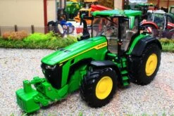 43288 Britains 'Prestige Collection' John Deere 8R 410 Tractor -Britains 43288Britains PrestigeCollection JohnDeere8R410TractorPIC19