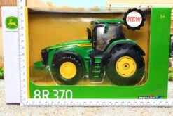 43289 Britains John Deere 8R 370 Tractor NOW IN! -Britains 43289BritainsJohnDeere8R370TractorPIC20