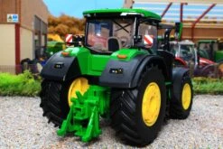 43289 Britains John Deere 8R 370 Tractor NOW IN! -Britains 43289BritainsJohnDeere8R370TractorPIC9