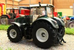 43290 Britains Fendt 824 Vario PROFI Special Edition Tractor -Britains 43290BritainsFendt824VarioPROFISpecialEditionTractorPIC6