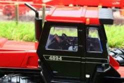 MS-43295 Britains 'Prestige Collection' Case International 4894 Tractor -Britains 43295BritainsCaseInternational4894TractorIMAGE8 500f926a e3be 4ac4 aae6 0d1815c10fa7