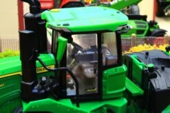 43300 Britains 'Prestige Collection' John Deere 9RX 640 Tracked Tractor ** Special Price £59.95! ** -Britains 43300BritainsPrestigeCollectionJohnDeere9RX540TractoronTracksPic13