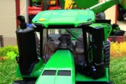 43300 Britains 'Prestige Collection' John Deere 9RX 640 Tracked Tractor ** Special Price £59.95! ** -Britains 43300BritainsPrestigeCollectionJohnDeere9RX540TractoronTracksPic14