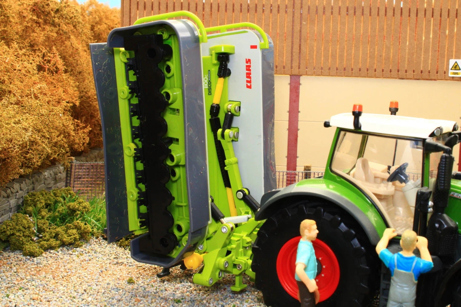 43303 Britains Claas Disco Rear Butterfly Mower 4 43303 Britains Claas Disco Rear Butterfly Mower - Image 2