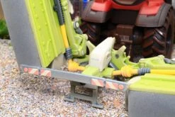 43303(W) Weathered Britains Claas Disco Rear Butterfly Mower Dusty Effect! NEW! -Britains 43303 W BritainsClaasDiscoRearButterflyMowerDustyEffectPic5