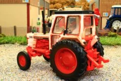 43307 Britains Rusty David Brown 1210 Tractor Heritage Collection -Britains 43307BritainsWeatheredDavidBrown12102WDTractorHeritageCollectionPic7