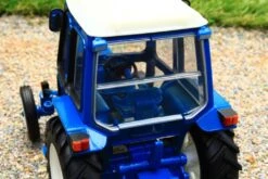 43308 Britains Ford 6600 2WD Tractor -Britains 43308BritainsFord66002WDTractorrevisedpic11