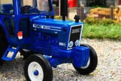 MS-43308 Britains Ford 6600 2WD Tractor -Britains 43308BritainsFord66002WDTractorrevisedpic3 a616b38f 9e6a 4c2f b18f 3566803bfa68